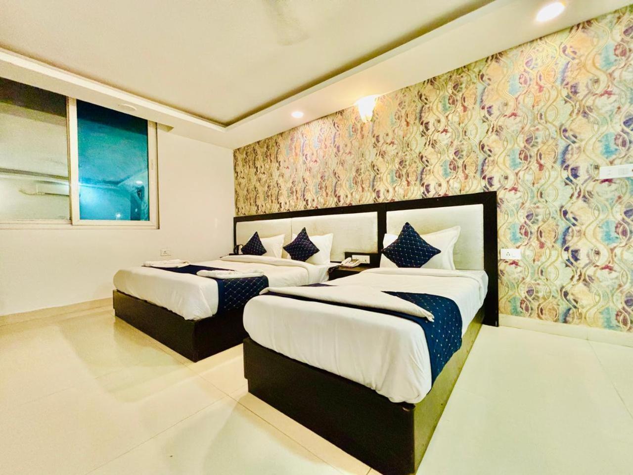 ניו דלהי The Bellwood Suites Near Igi Airport מראה חיצוני תמונה