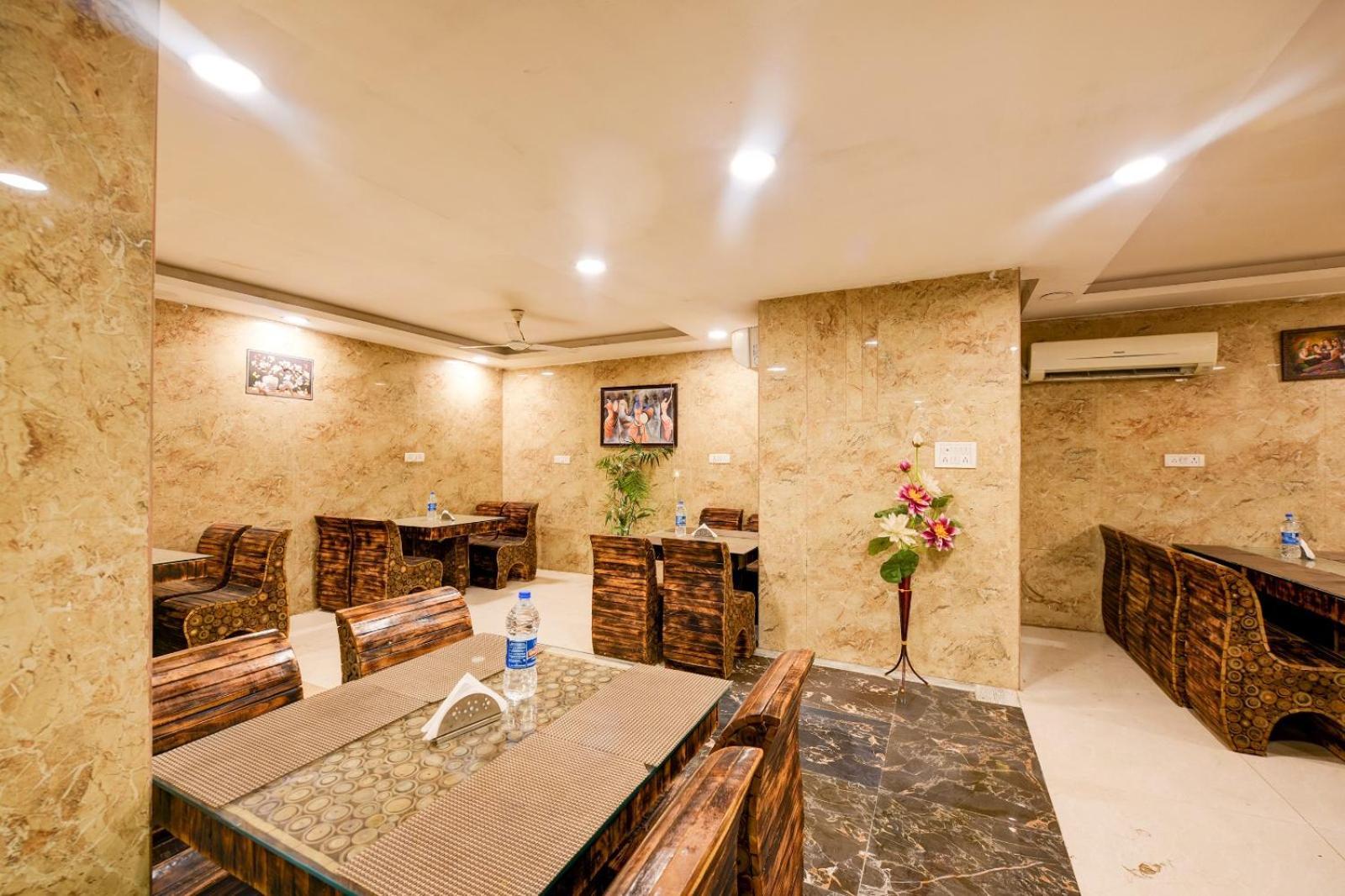 ניו דלהי The Bellwood Suites Near Igi Airport מראה חיצוני תמונה