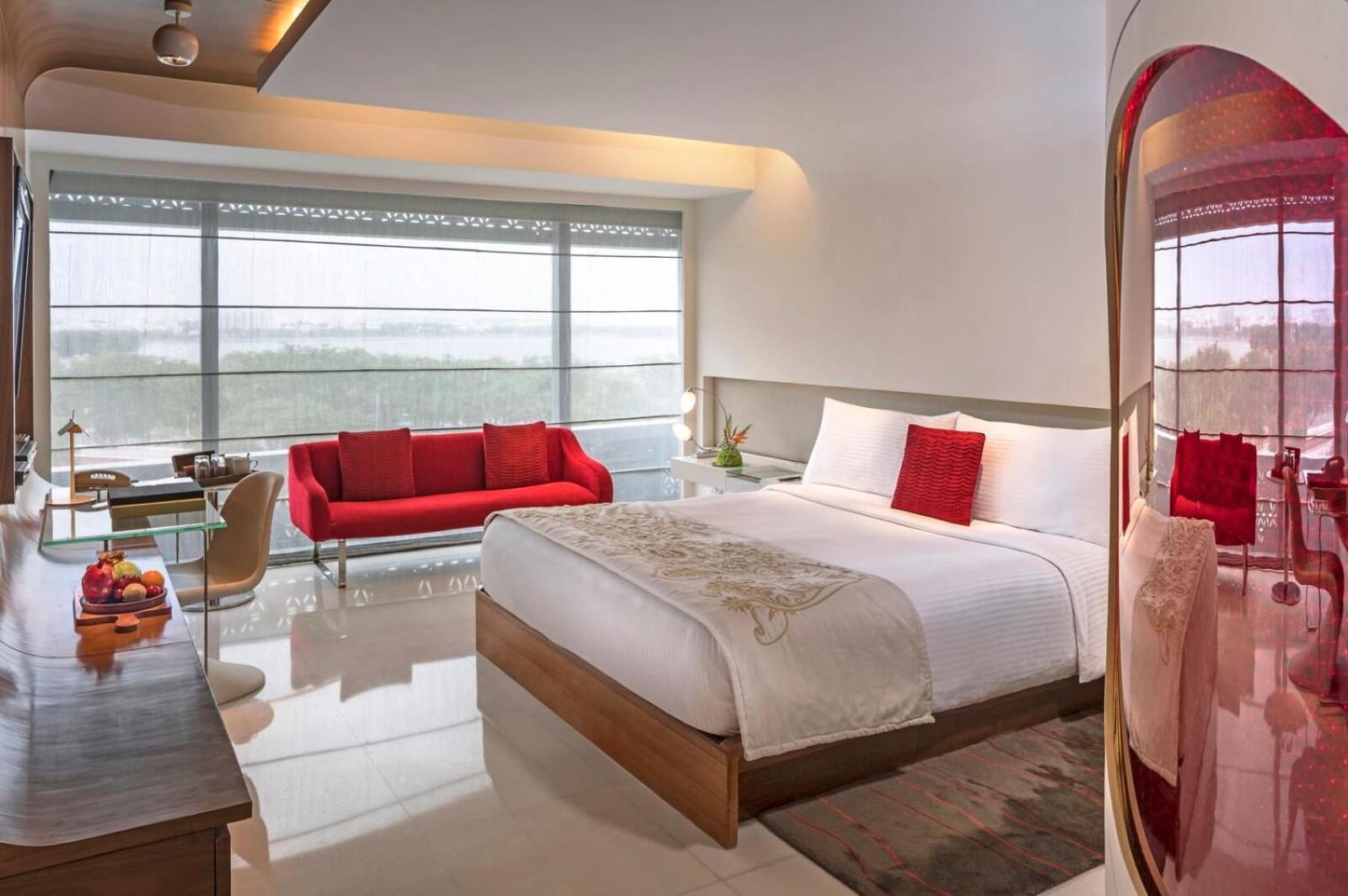 ניו דלהי The Bellwood Suites Near Igi Airport מראה חיצוני תמונה