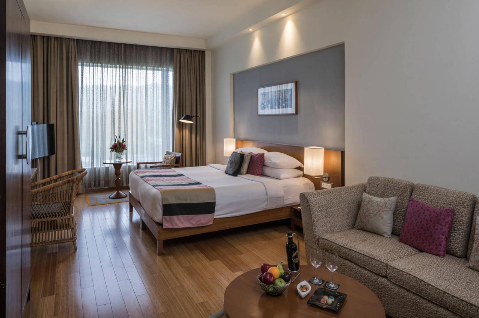 ניו דלהי The Bellwood Suites Near Igi Airport מראה חיצוני תמונה